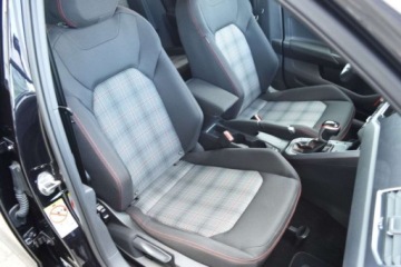 Volkswagen Polo VI GTI Facelifting 2.0 TSI 207KM 2024 Volkswagen Polo 2.0TSI 206KM DSG GTI Pakiety Matrixy ACC Podgrz.fot Alu17, zdjęcie 33