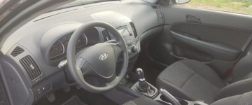 Hyundai i30 I CW Facelifting 1.4 DOHC 109KM 2012 Hyundai i30 1.4 benz ,bezwypadek ,po lifcie , 1.4 Benzyna 109KM, zdjęcie 9