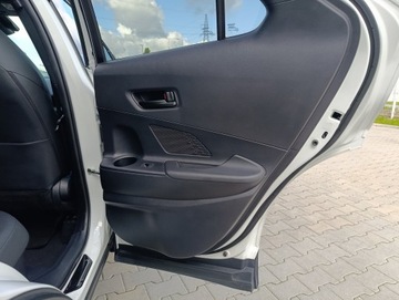 Toyota C-HR II SUV 2.0 Hybrid Dynamic Force 197KM 2024 Toyota C-HR 2.0 Hybrid Executive Toyota C-HR 2.0 H, zdjęcie 36