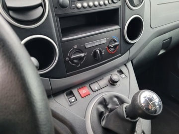 Citroen Berlingo II Van Facelifting 2015 1.6 BlueHDi 100KM 2017 CITROEN BERLINGO 1.6 HDI NISKI PRZEBIEG ! NOWY ROZRZĄD !!!, zdjęcie 23