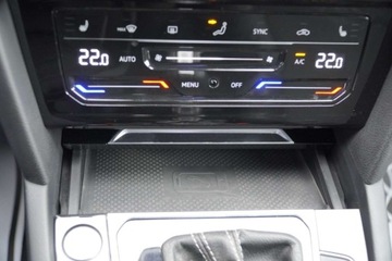 Volkswagen Arteon Fastback Facelifting 2.0 TDI SCR 150KM 2021 Volkswagen Arteon Shooting Brake LiftR LineFull LedAmbienteWirtualPanorama, zdjęcie 13