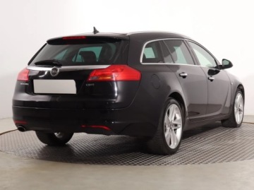 Opel Insignia I Sports Tourer 2.0 CDTI ECOTEC 160KM 2009 Opel Insignia 2.0 CDTI, Navi, Klima, Klimatronic, zdjęcie 4
