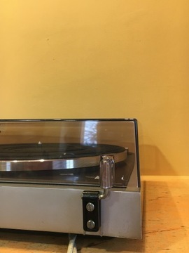 Проигрыватель проигрывателя Philips 437 с синхронным ременным приводом