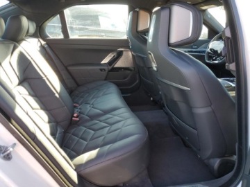 BMW Seria 7 G70 2023 BMW Seria 7 2023 BMW 760 XI 4.4 Benzyna 536KM, zdjęcie 10