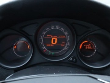 Citroen C4 II Hatchback 5d 1.6 16v VTi 120KM 2012 Citroen C4 1.6 VTi, Klima, Klimatronic, Tempomat, zdjęcie 10