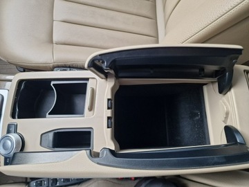 Mercedes Klasa E W212 Limuzyna 250 CGI BlueEFFICIENCY 204KM 2010 Mercedes E 250 CGI Elegance Automat Navi Skóry, zdjęcie 33