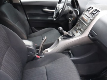 Toyota Auris I Hatchback 1.4 D-4D 90KM 2007 Toyota Auris 1.4 D-4D, Klima, Klimatronic,ALU, zdjęcie 8