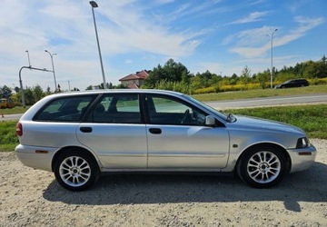 Volvo V40 I 1.9 TD 115KM 2003 Volvo V40 Volvo V40 1.9D 1.9 Diesel 115KM, zdjęcie 6