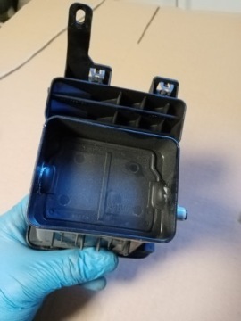 РЕШЕТКА ВОЗДУХА ПРАВАЯ VW TOURAN 1T0819704B