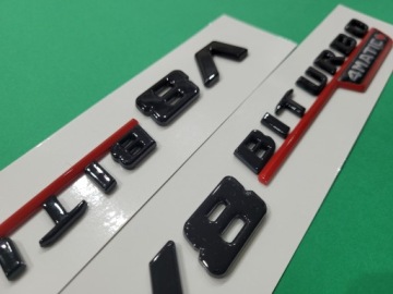 Эмблема Mercedes на крыле V8 Biturbo 4M+