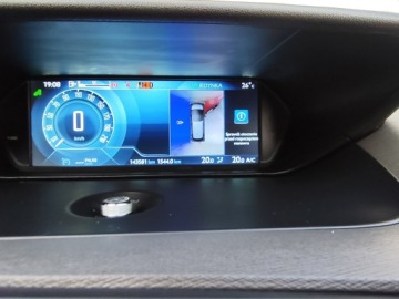 Citroen C4 Picasso II Picasso 1.6 BlueHDi 120KM 2015 Citroen C4 Picasso bezwypadkowy wyposażen, zdjęcie 20
