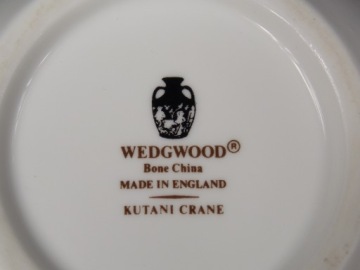 WEDGWOOD Фарфоровые шкатулки и кувшины KUTANI