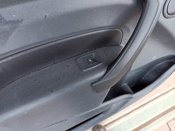 DVEŘE LEVÉ PŘEDNÍ MERCEDES CITAN W415 BÍLÉ 18R