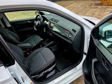 Skoda Fabia III Kombi Facelifting 1.0 TSI 95KM 2021 Skoda Fabia 1,0 panorama serwis ASO, bezwypadkowy, zdjęcie 16