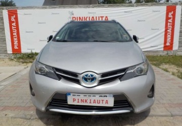 Toyota Auris II 2014 Toyota Auris Okazja 1.8 Hybryda 98KM, zdjęcie 2