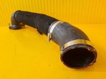 CADDY IV 19R. PŘÍVOD VZDUCHU 04L145828Q