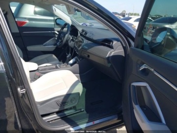 Audi Q3 II 2024 Audi Q3 Premium 45 Tfsi S Line Quattro Tiptronic 2024 2.0 Benzyna 228KM, zdjęcie 9