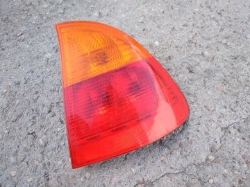 BMW E46 kombi polift lampa prawy tył
