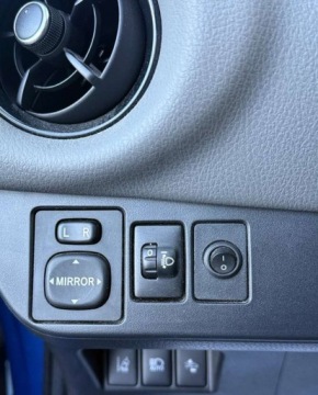 Toyota Yaris III Hatchback 5d Facelifting 2017 1.5 Dual VVT-iE 111KM 2017 Toyota Yaris CITY, salon Polska, Kamera, czujniki park. przod i tyl 1.5, zdjęcie 11