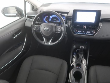 Toyota Corolla XII Sedan 1.5 VVT-i 125KM 2022 Toyota Corolla 1.5 VVT-i, Salon Polska, zdjęcie 6