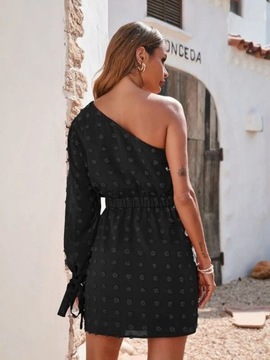 Sukienka czarna szyfonowa na jedno ramię w groszki