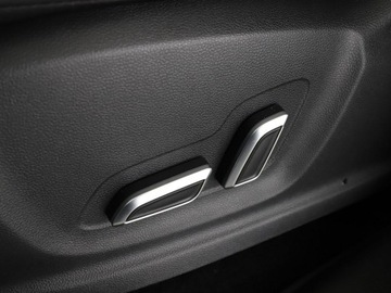 MG HS 1.5 T-GDi 162KM 2024 MG HS automat full LED panorama skóra el. fotele, zdjęcie 37