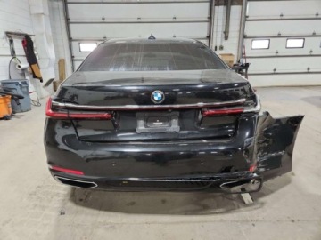 BMW Seria 7 G11-G12 2020 BMW Seria 7 2020r. 4.4L 750 XI 4.4 Benzyna 523KM, zdjęcie 3