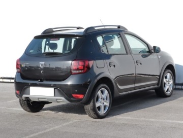 Dacia Logan II Sedan Facelifting 0.9 TCe 90KM 2018 Dacia Sandero 0.9 TCe, GAZ, Automat, Skóra, Navi, zdjęcie 4