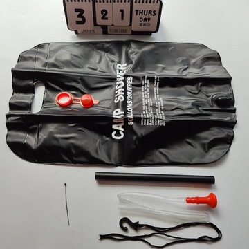 PRZENOŚNY WOREK NA WODĘ PRYSZNIC KEMPINGOWY 20L Z GŁOWICA PRYSZNICOWA