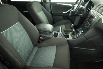 Ford S-Max I Van Facelifting 2.0 Duratorq TDCi DPF 163KM 2014 Ford S-Max 2.0 TDCi, 7 miejsc, Navi, Klima, zdjęcie 6