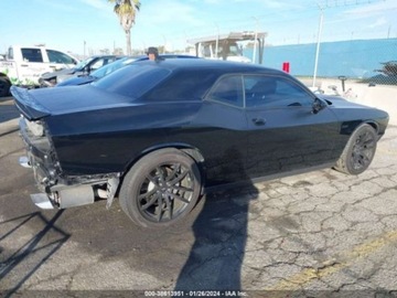 Dodge Challenger III 2022 Dodge Challenger Scat Pack 2022 6.4l 6.4 Benzyna 485KM, zdjęcie 2