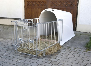 ДОМ ДЛЯ ТЕЛЯТ С ЛЁГКИМ ЗАБОРОМ КЕРБЛ