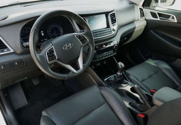 Hyundai Tucson III SUV 1.6 GDI 132KM 2016 Hyundai Tucson Hyundai Tucson 1.6 GDi 2WD Select 1.6 Benzyna 132KM, zdjęcie 21