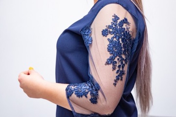 КЛАССИЧЕСКОЕ ЭЛЕГАНТНОЕ КРУЖЕВНОЕ ПЛАТЬЕ, РАЗМЕР 46