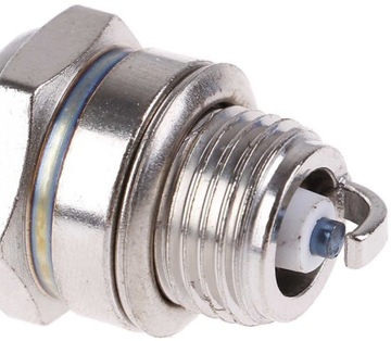 Оригинальная свеча зажигания для бензопил NGK BPMR7A RCJ6Y CJ7Y