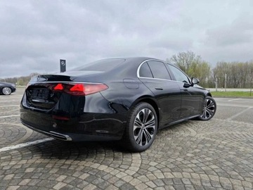 Mercedes Klasa E W214 Sedan 2.0 200 204KM 2025 E Klasa 200 4-Matic Avantgarde 2.0 (204KM) 2025, zdjęcie 2