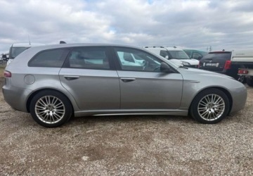 Alfa Romeo 159 Sportwagon 2.0 JTDM 16v 170KM 2010 Alfa Romeo 159 Alfa Romeo 159 2.0 JTDM 16V DPF Turismo 2.0 Diesel 170KM, zdjęcie 7