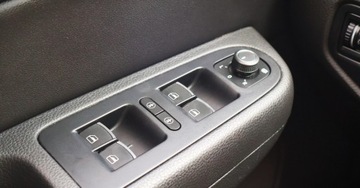 Volkswagen Sharan II Van Facelifting 2.0 TDI 177KM 2019 Volkswagen Sharan (nr102) 2.0 177KM DSG 4Motion 7 osob Kamera Navi Tempoma, zdjęcie 28