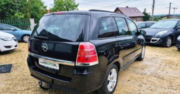 Opel Zafira B 1.6 Twinport ecoFLEX 115KM 2010 Opel Zafira BENZYNA klima 7 FOTELI super okazja POLECAMY 1.6, zdjęcie 13