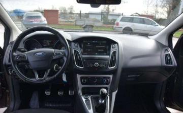 Ford Focus III Kombi Facelifting 1.5 TDCi 120KM 2016 Ford Focus 1.5D 2016r Duza Navi PDC 167 TYS KM Oryginal Lakier Sprowadzony, zdjęcie 18