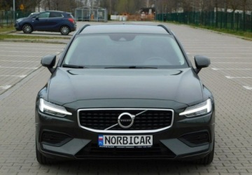 Volvo V60 II  2021 Volvo V60 z Gwarancja Bezwypadkowy Model 2022r 2.0 Benzyna 163KM, zdjęcie 1