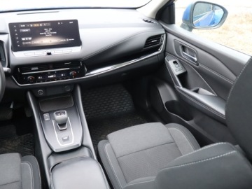 Nissan Qashqai III Crossover 1.3 DIG-T MHEV 158KM 2023 Nissan Qashqai 1.3 DIG-T MHEV, Salon Polska, zdjęcie 7