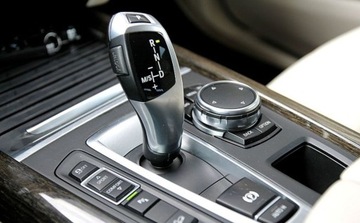 BMW X5 F15 2016 BMW X5 xDrive30d 258 KM 4x4 FV23 Bogata wersja Gwarancja od RiA, zdjęcie 13