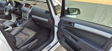 Opel Zafira B 1.9 CDTI ECOTEC 150KM 2010 Opel Zafira B 1.9 cdti 150ps OPC Line 7-os lift Xenon skory Efektowna !, zdjęcie 6