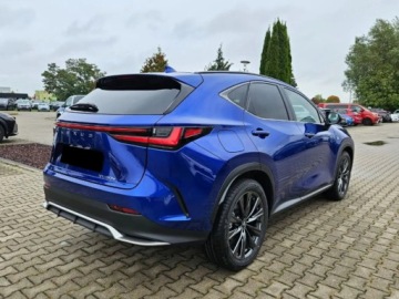 Lexus NX II SUV Facelifting 2.5 450h+ 309KM 2025 LEXUS NX 450h+ F Sport Suv 2.5 Hybrid Plug-in 292KM 2025, zdjęcie 6