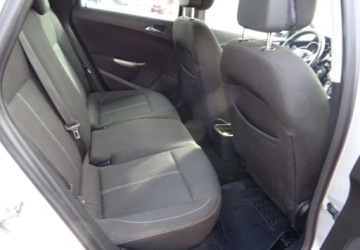 Opel Astra J Sports Tourer 2.0 CDTI ECOTEC 160KM 2011 Opel Astra 2.0diesel,automat,alu,zarejest 2.0 Diesel 160KM, zdjęcie 6