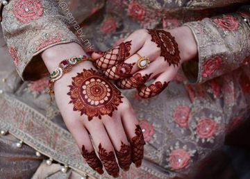 Хна GOLECHA для тату КОРИЧНЕВАЯ Маррон в тюбике MEHANDI 25г Оригинал