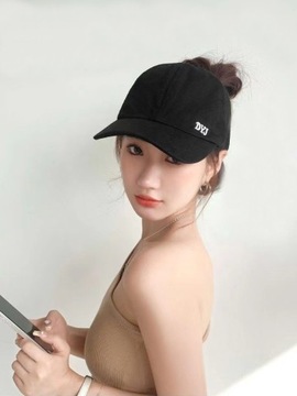 Женская бейсболка