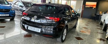 Opel Astra K Hatchback Facelifting 1.2 Turbo 130KM 2020 Opel Astra 1.2 turbo benzyna 130 km Kamera Nawigacja 1.2 Benzyna 130KM, zdjęcie 13