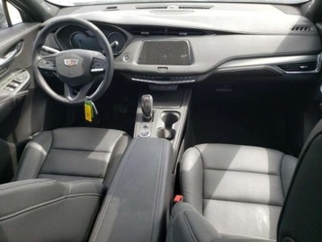 Cadillac 2023 Cadillac XT4 2023, 2.0L, PREMIUM LUXURY, po gradobiciu 2.0 Benzyna 235KM, zdjęcie 7